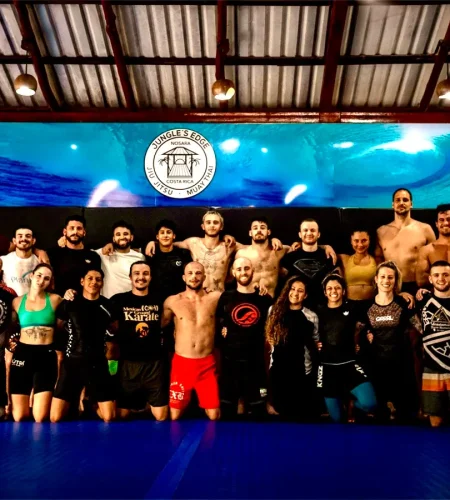 03E25443-8E6A-4567-B01F-79DB207B27E2